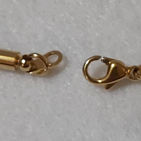 Silver & Gold Plated Anklet w/Cubic Zirconia Cylinder Pendant - Picture 5 of 6